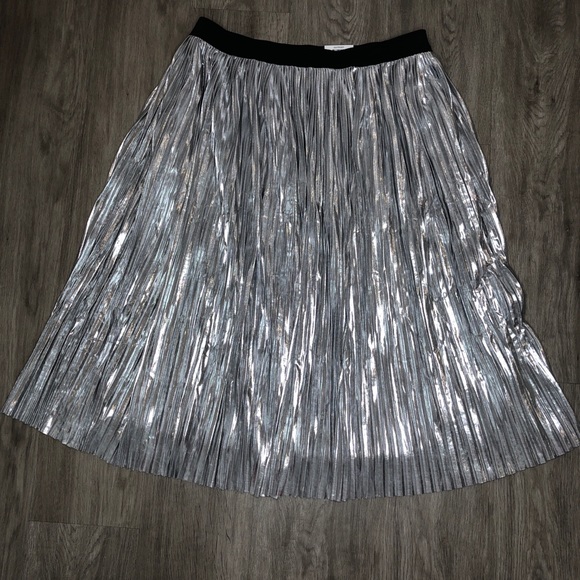 INC Metallic Pleated Midi Skirt in GG Silver Lame - Picture 3 of 3